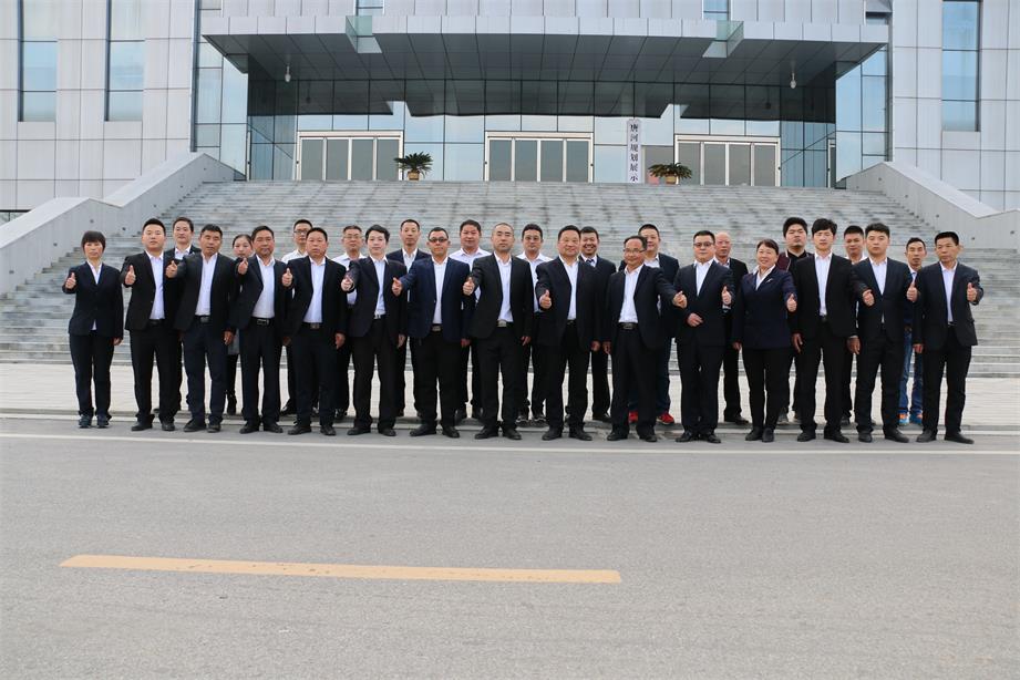 臻美農牧集團 臻美農牧集團