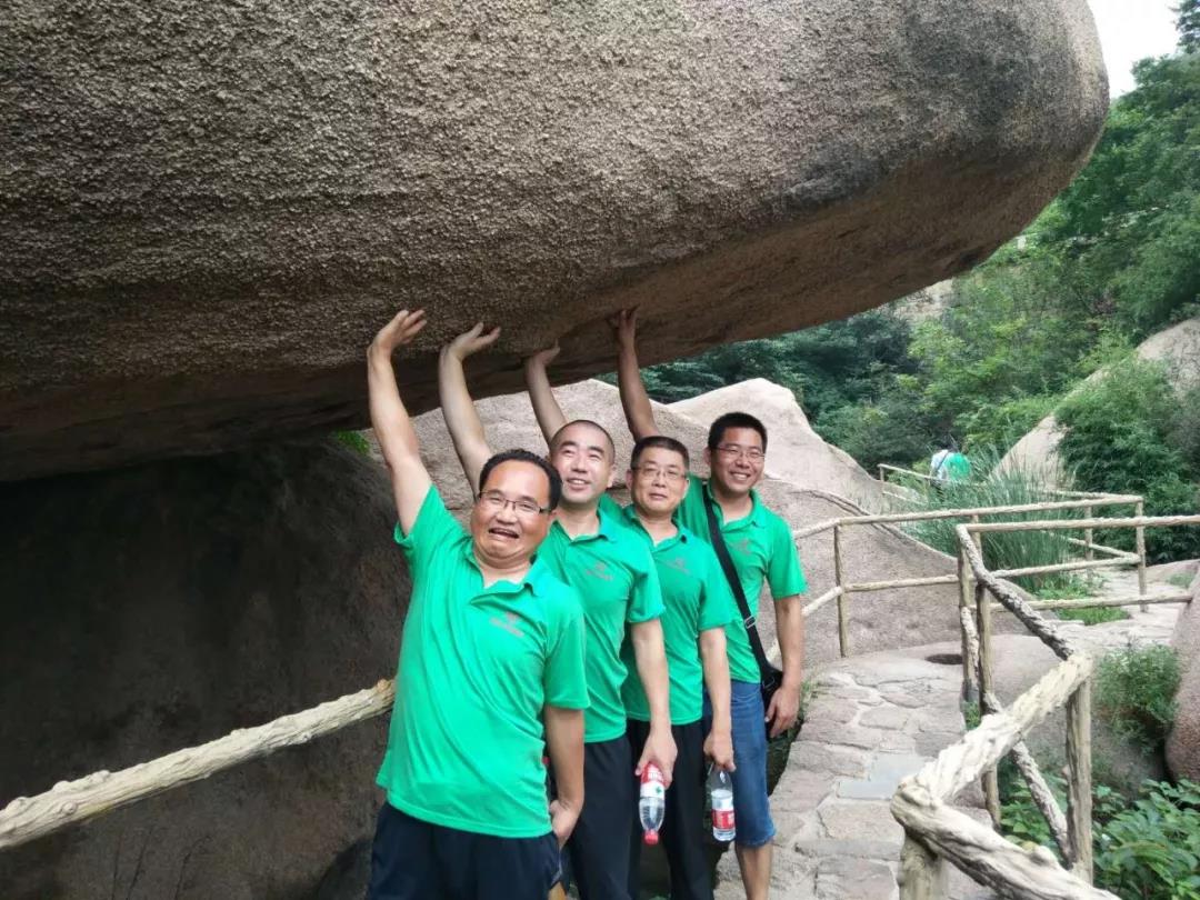 臻美農牧集團 臻美農牧集團